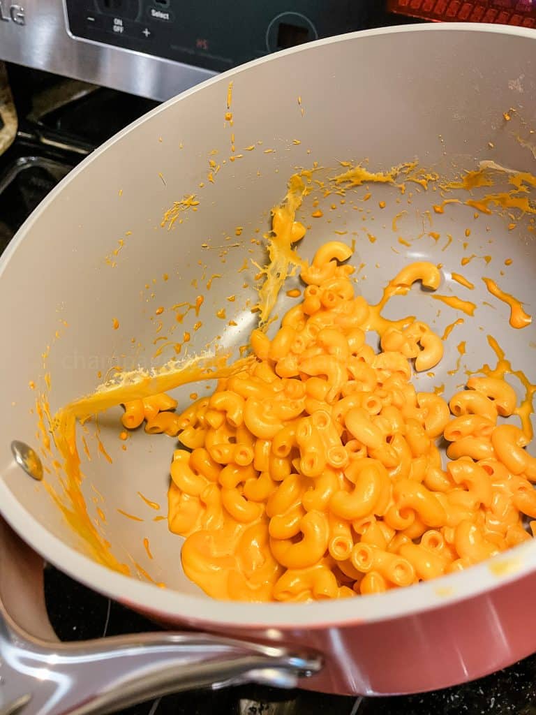 macaroni and cheese in a caraway pot