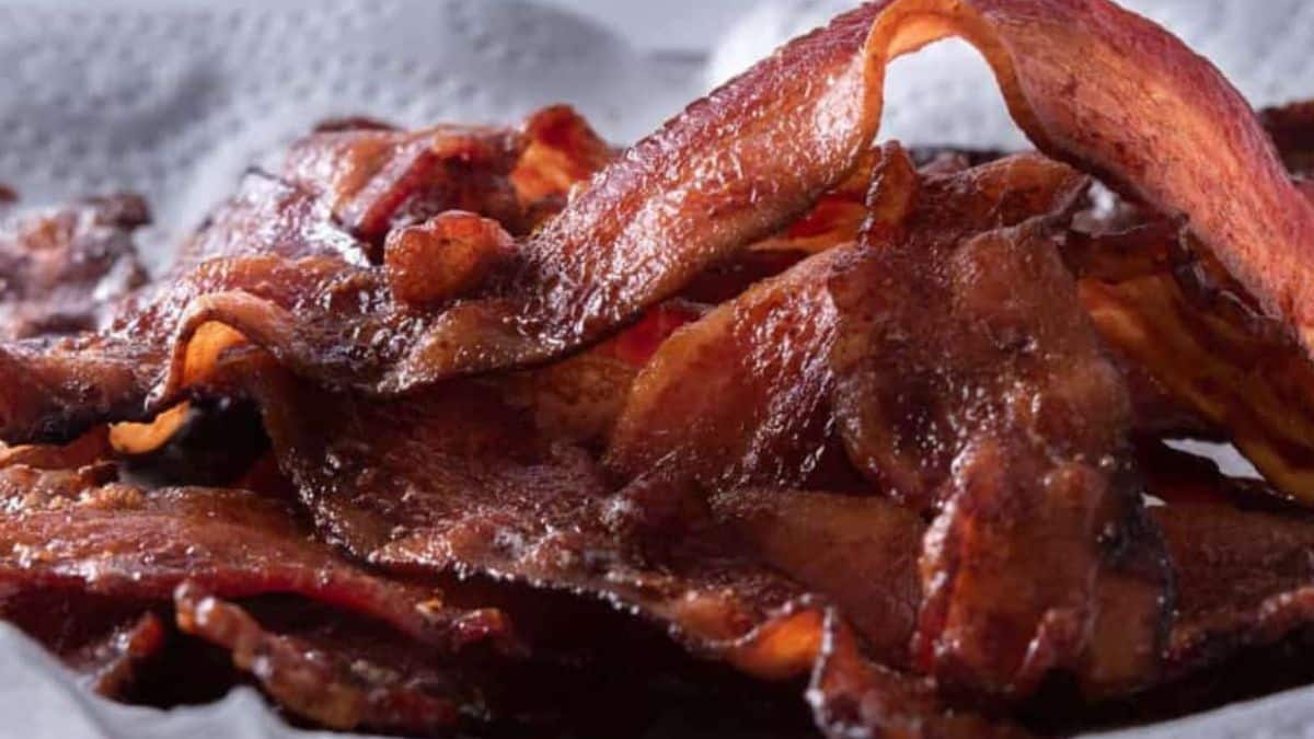 close up of bacon
