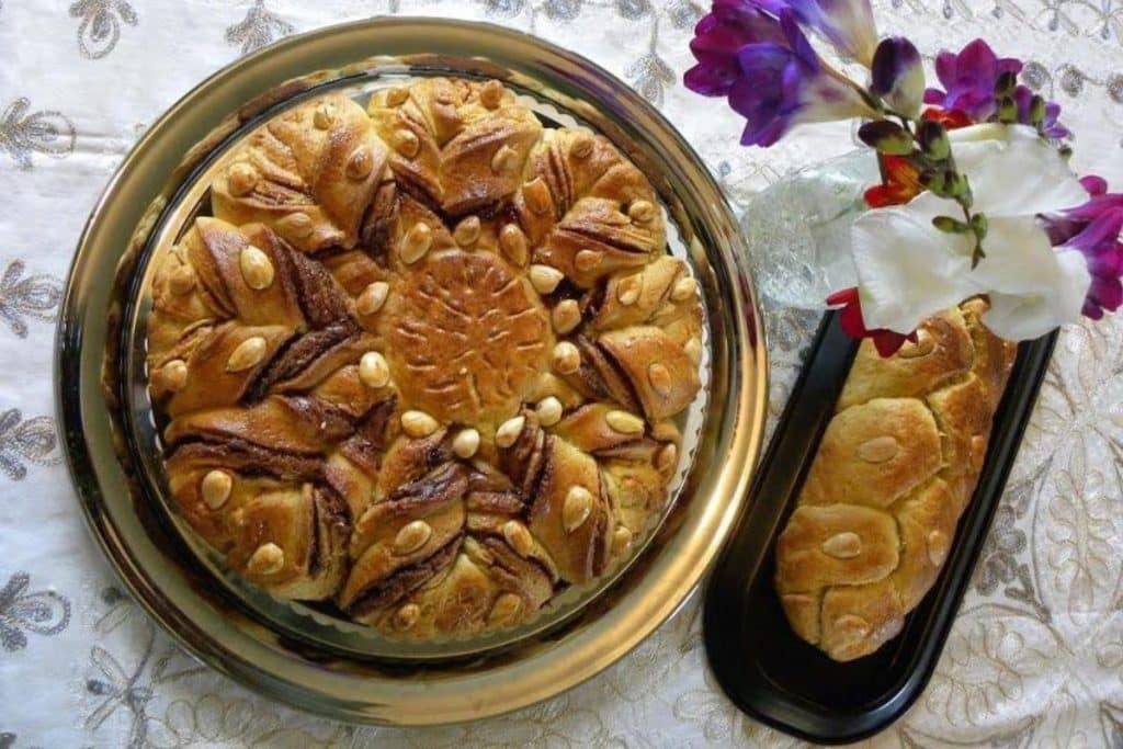 Tsoureki Flower bread
